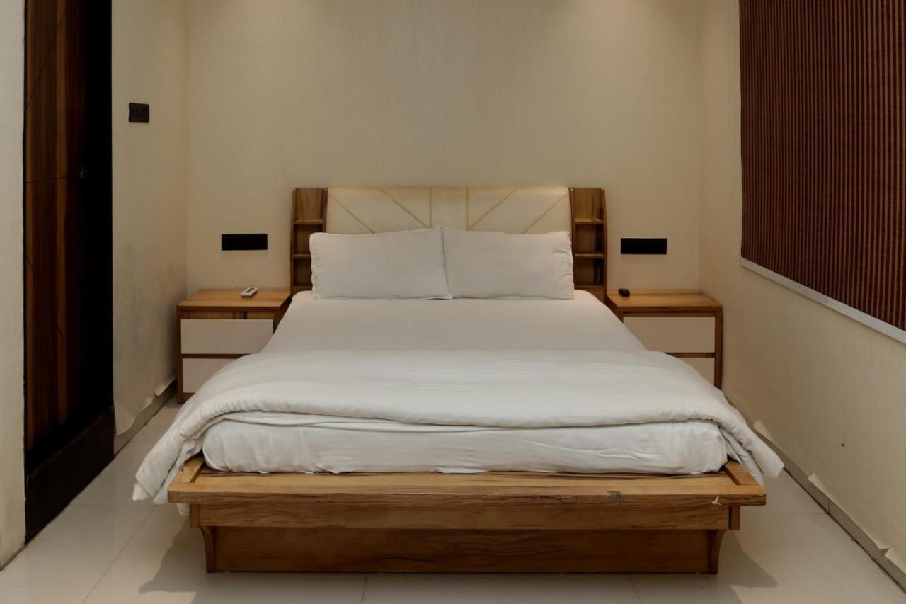 אינדורה Stay10 Luxury Service Apartment מראה חיצוני תמונה